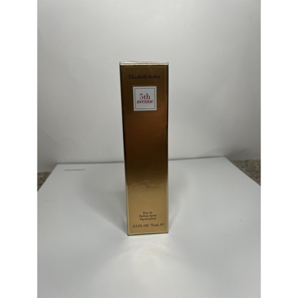 5TH AVENUE by Elizabeth Arden Eau De Parfum Spray 2.5 oz (Women) - Picture 2 of 2